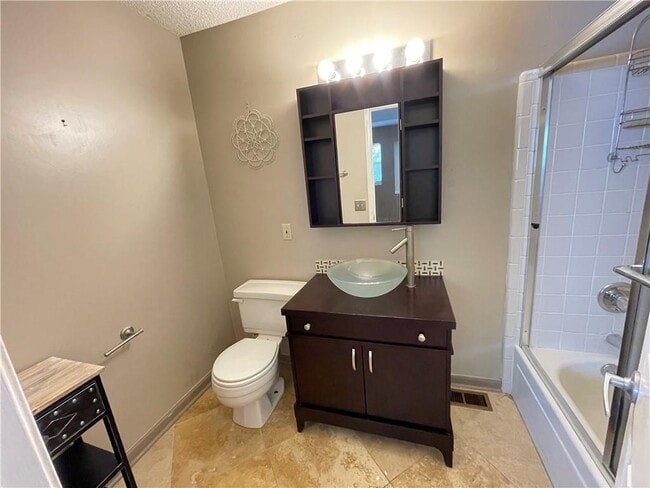 Building Photo - 3502 Tradewinds Dr
