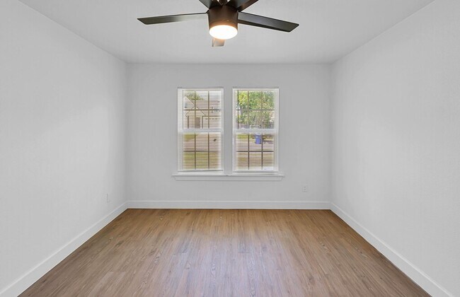 Building Photo - Newly remodeled 4BD 2BA home in Waco