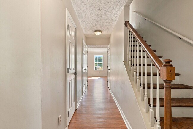Building Photo - 119 Crosskey Rd
