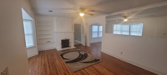 Building Photo - Great 2 bedroom 1 bath Near Midtown Columb...