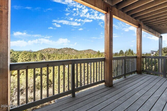 Building Photo - 1280 Majestic Vw Dr