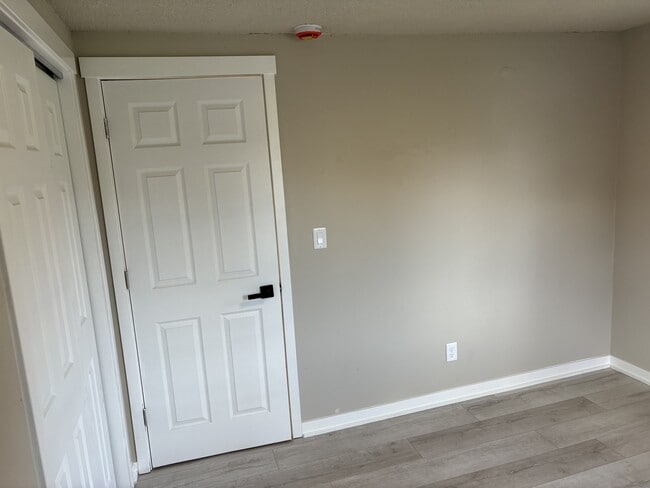 Building Photo - 209 N 22nd St