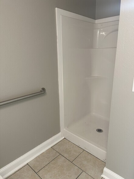 Building Photo - 1472 S Mayo Trl