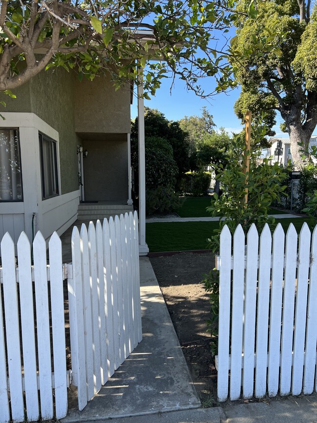 Front Yard Gate - 1957 Colby Ave