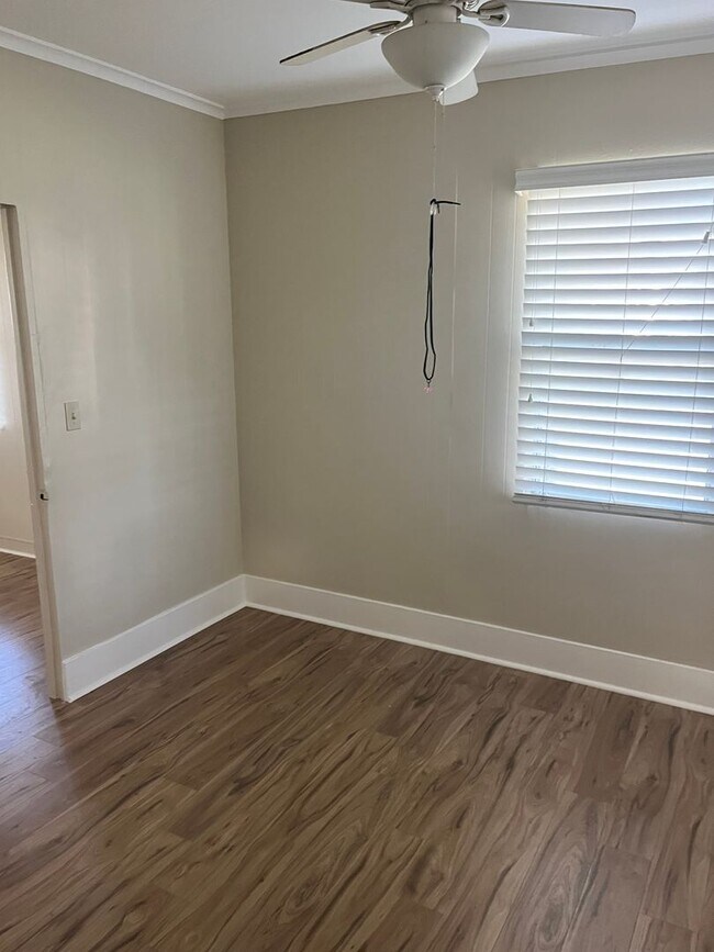 Building Photo - 19133 E Grace St