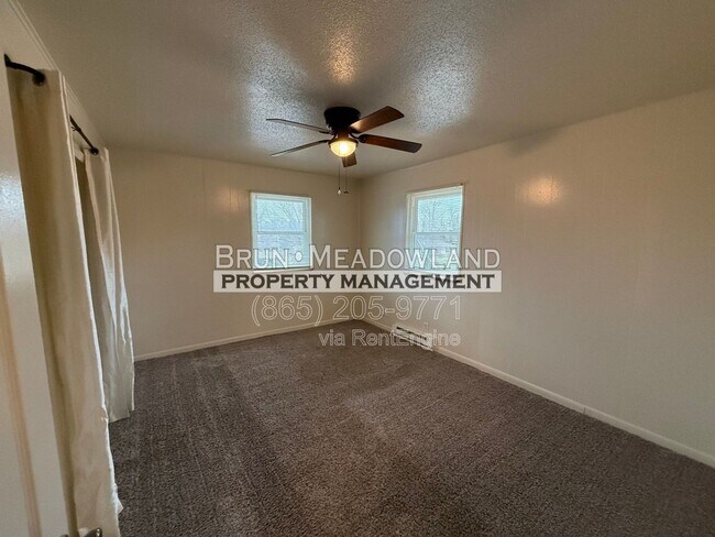 Building Photo - 1424 McArthur Rd