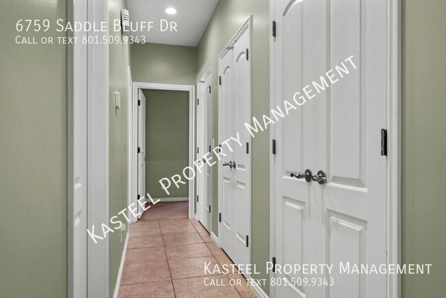 Building Photo - 6759 Saddle Bluff Dr