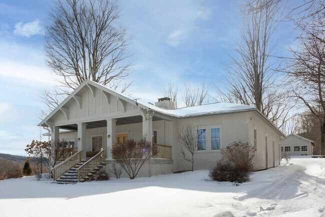 Building Photo - 4831 County Hwy 6
