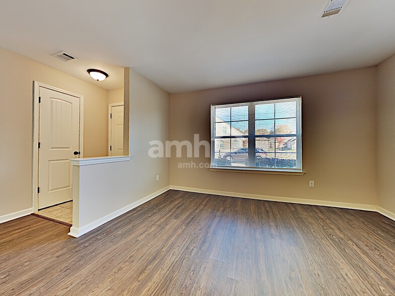 Building Photo - 1229 Carlton Ridge Dr