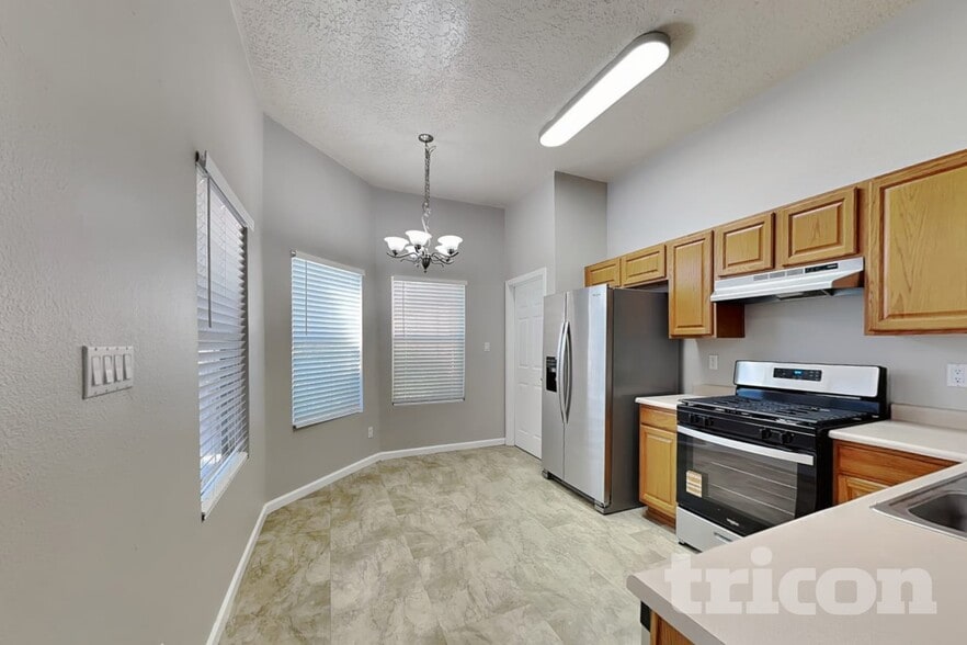 Building Photo - 6709 La Rocca Rd NW
