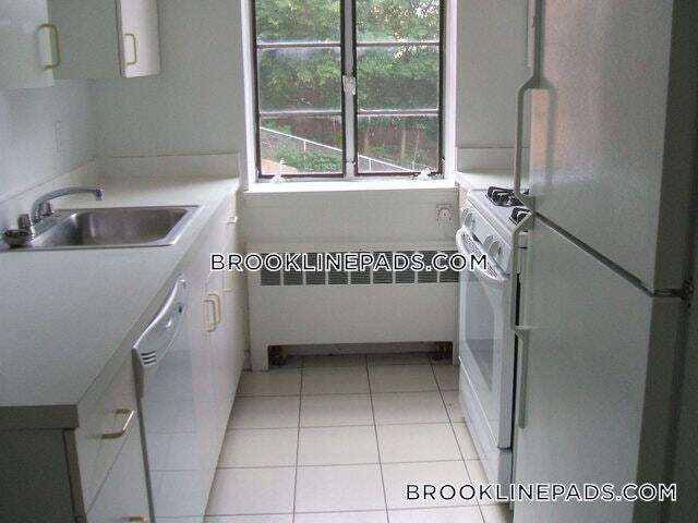 Building Photo - 84 St Paul St