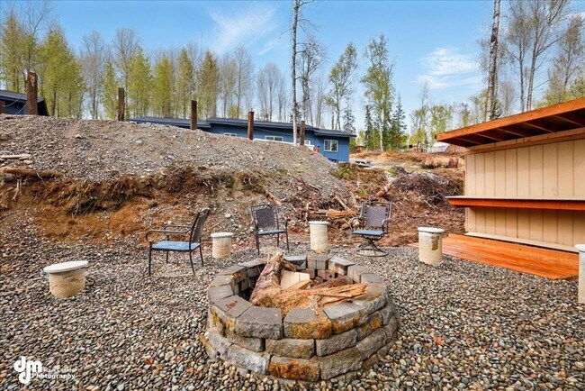 Building Photo - 8561 W Cormorant Way