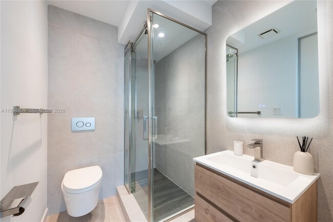 Building Photo - 255 Galen Dr