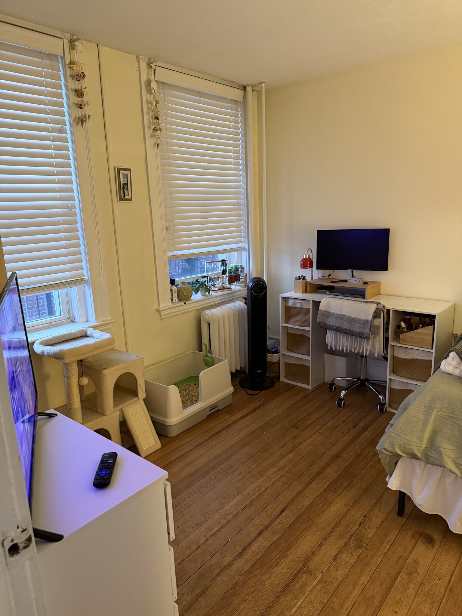 Building Photo - 222 Hanover St