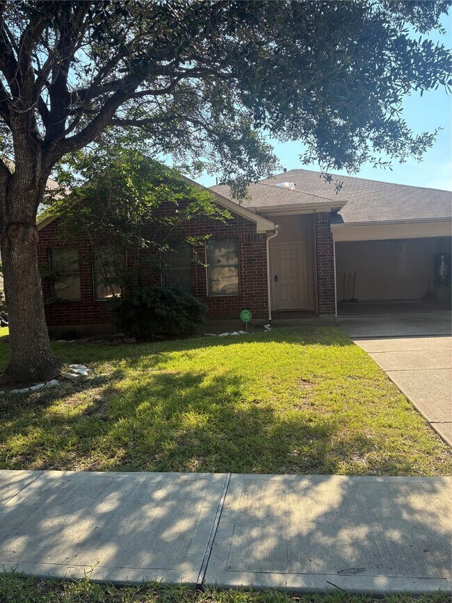 Building Photo - 8307 Solara Bend Ct