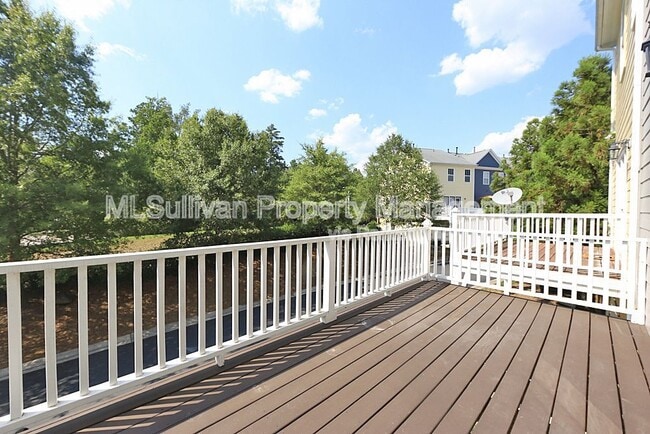 Building Photo - 338 Kinellan Ln