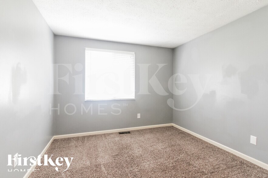 Building Photo - 5501 Furnas Ct