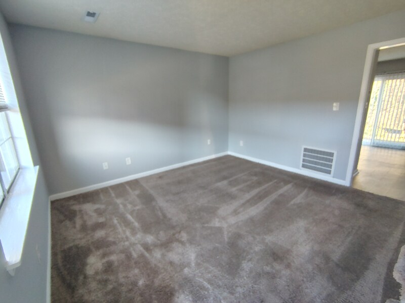 Building Photo - 9 Fonda Dr