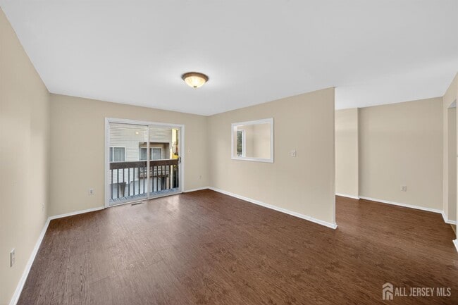 Building Photo - 1606 Madaline Dr