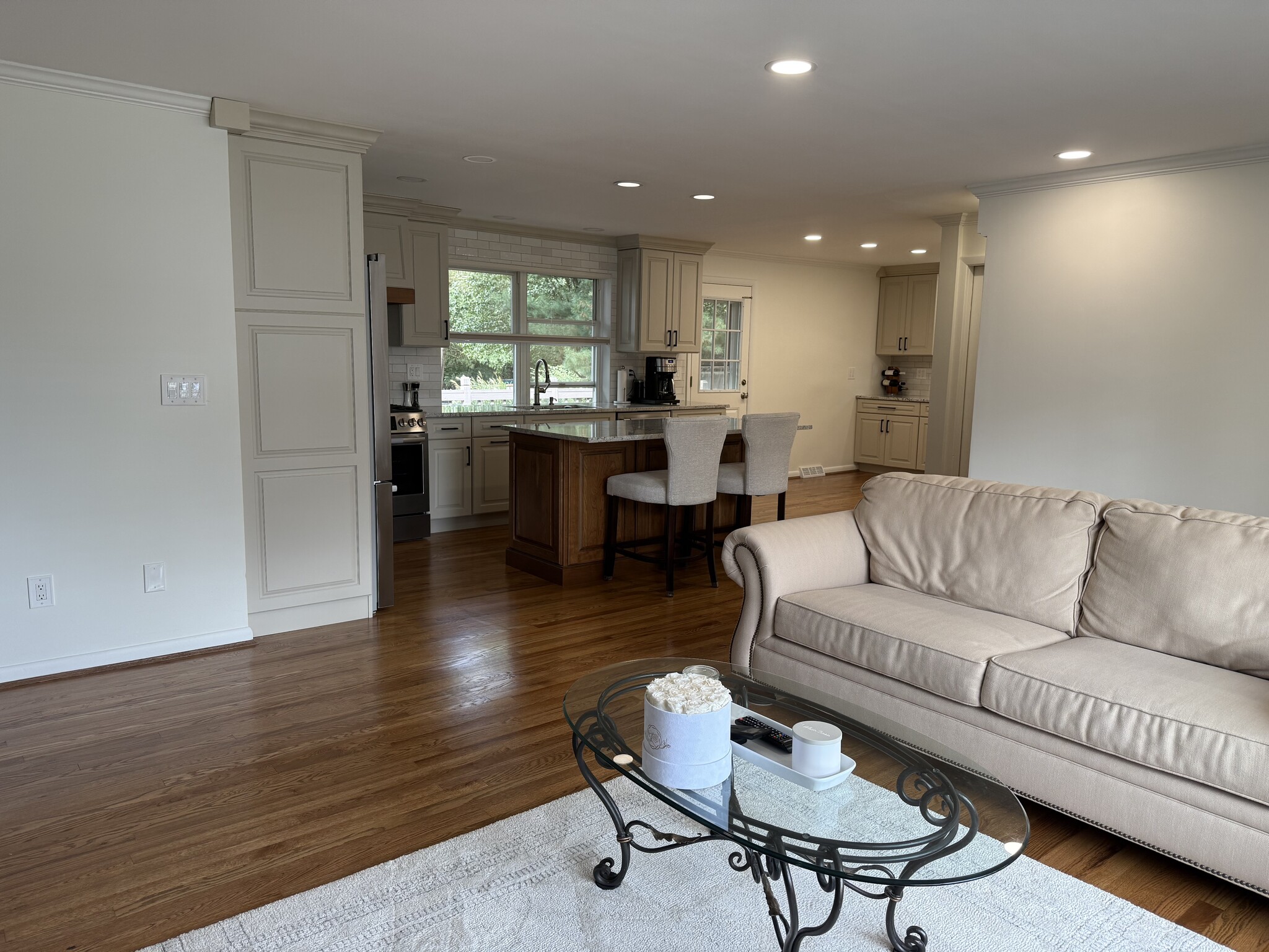 Building Photo - 6721 Eleck Pl