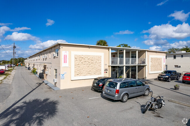 Primary Photo - Rose Garden Apartments