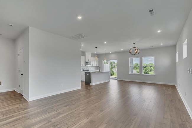 Building Photo - 2121 Cheltenham Pl