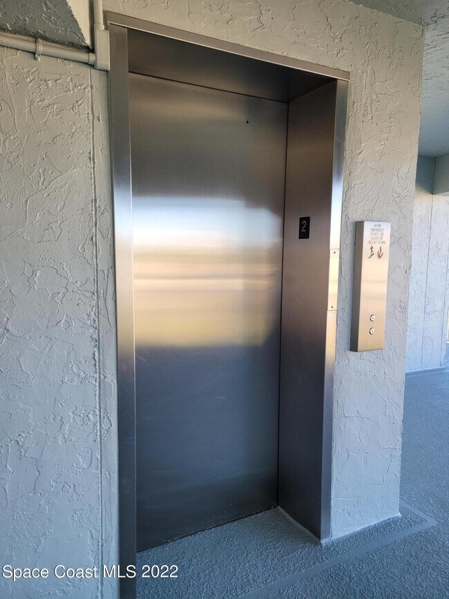 Building Photo - 2101 S Atlantic Ave