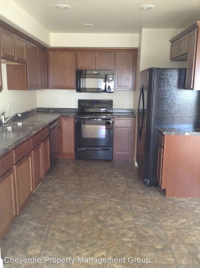 Building Photo - 3 br, 2.5 bath House - 6603 Horse Soldier Rd.
