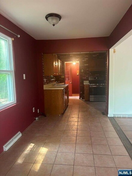 Building Photo - 77 Goldfinch Ln
