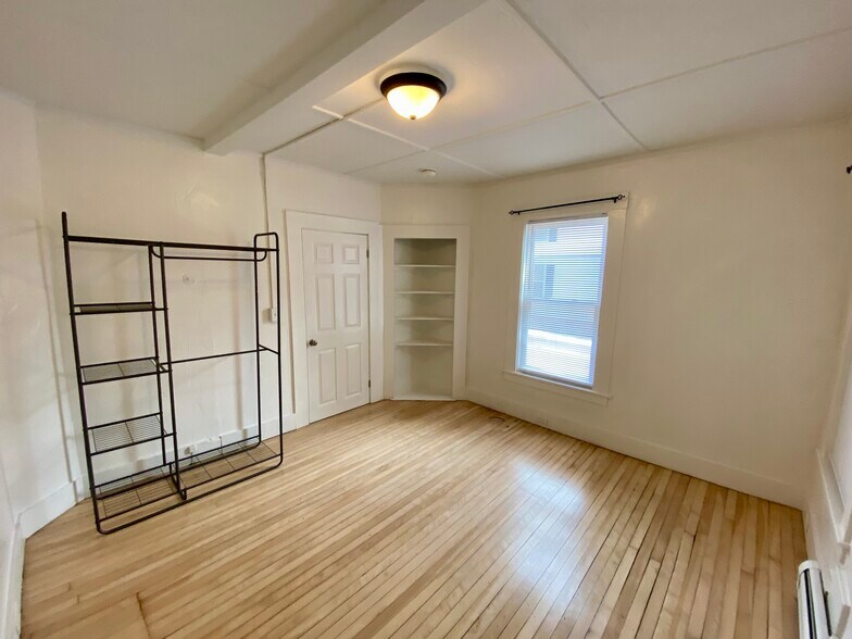 Building Photo - 115 Rumford St
