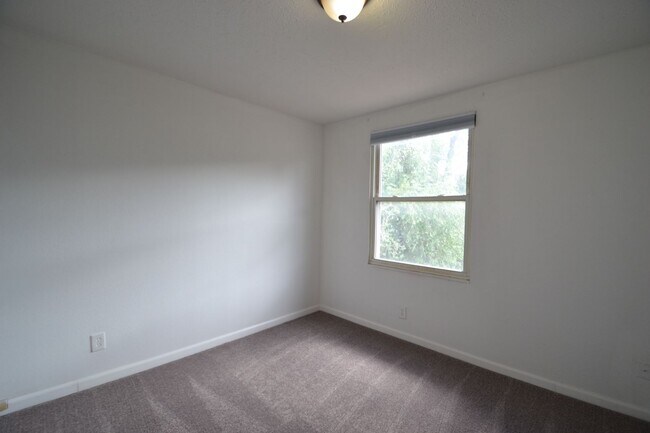 Building Photo - 111 N 17th St
