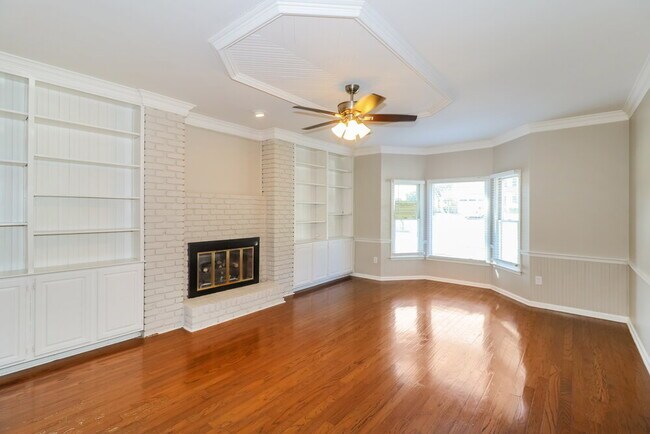 Building Photo - 2322 Carrollwood Ln