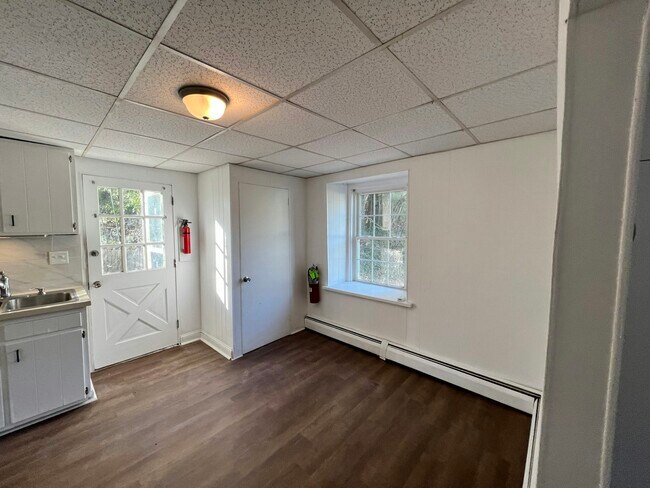 Building Photo - 103 Mercer Mill Rd