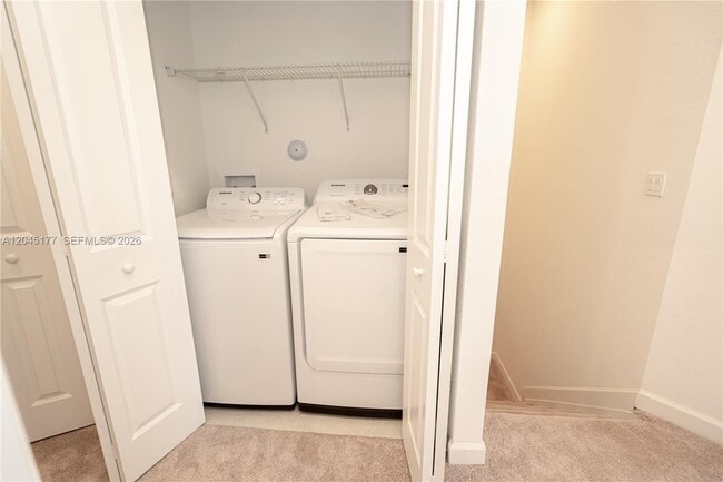 Building Photo - 270 SW 159th Pl
