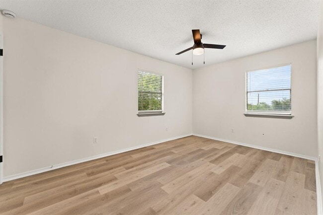 Building Photo - 15205 Cavalier Canyon Dr