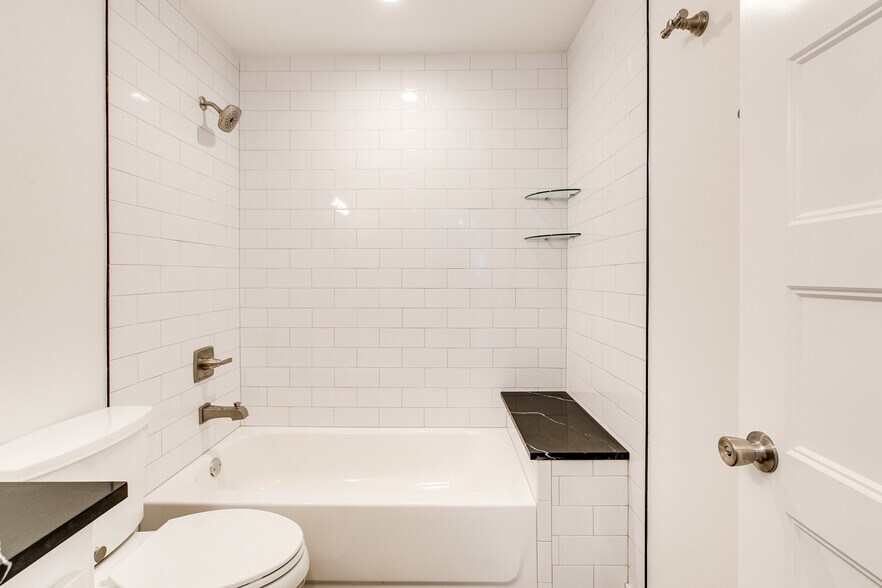 Building Photo - 3012 NW 44th St