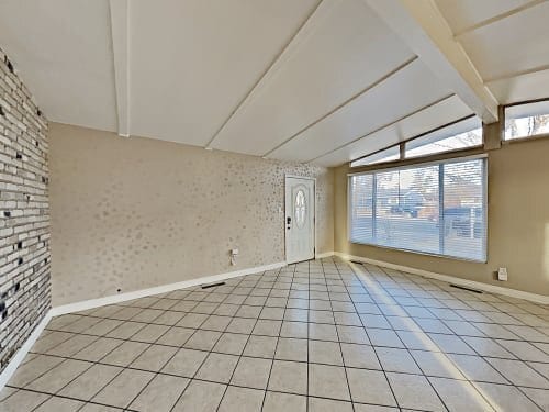 Building Photo - 192 Campo St