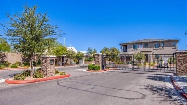Building Photo - 7004 Rotunda Ct