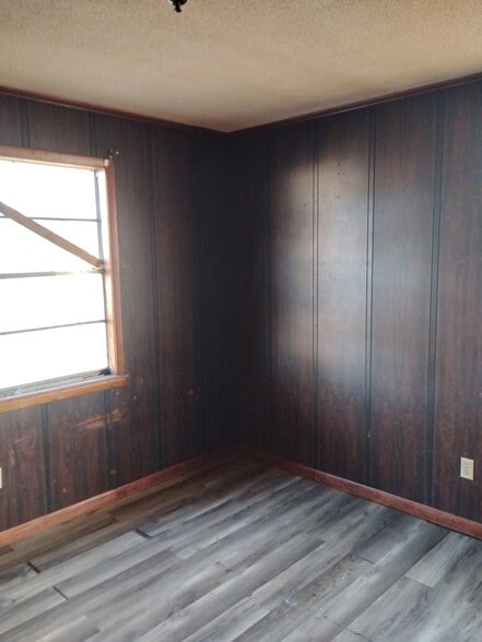 Building Photo - 524 E Kingston St