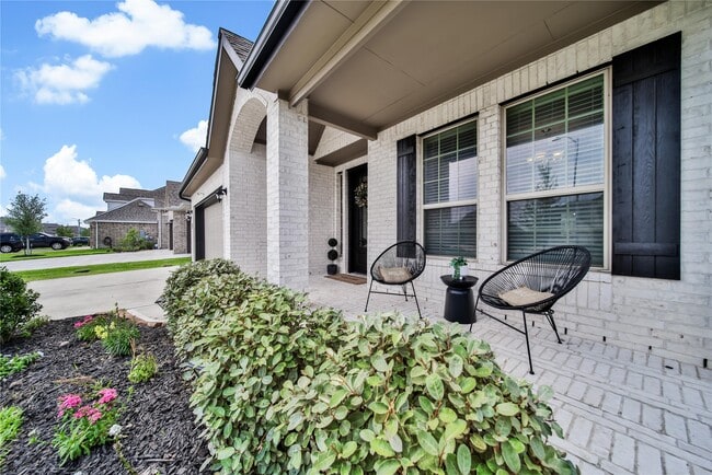 Building Photo - 7735 Wright Wood Dr