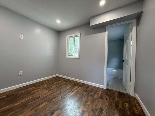 Building Photo - 4265 SW 62nd Ave