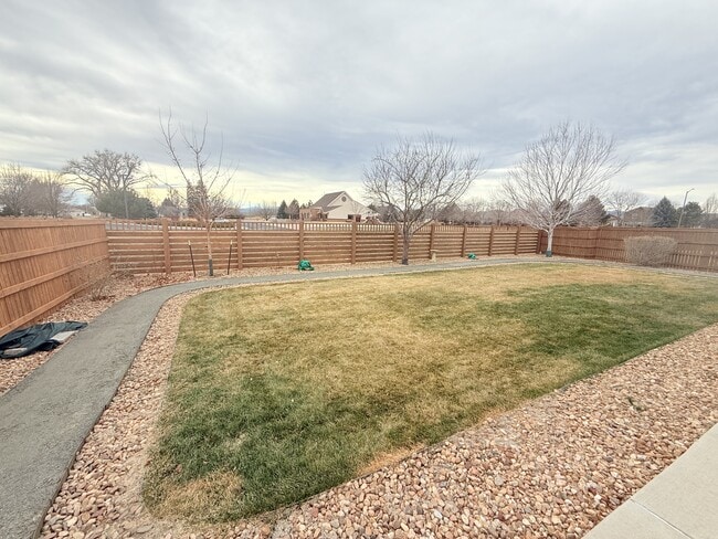 Building Photo - 257 Vela Pl