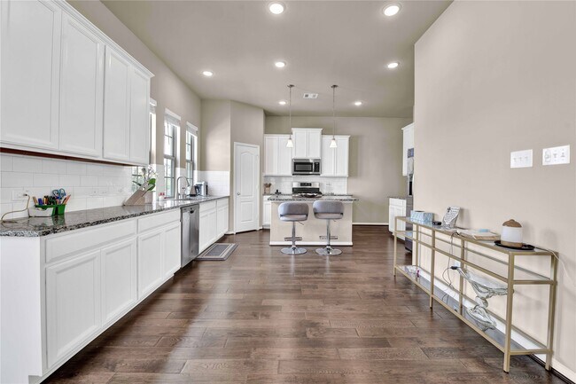 Building Photo - 1715 Billfish Blvd