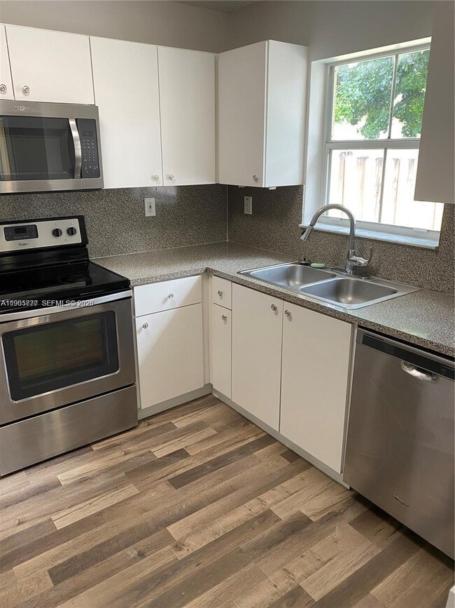 Building Photo - 14117 N Forest Oak Cir