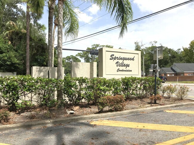 Building Photo - 149 Springwood Cir