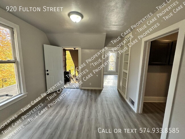 Building Photo - 920 Fulton St