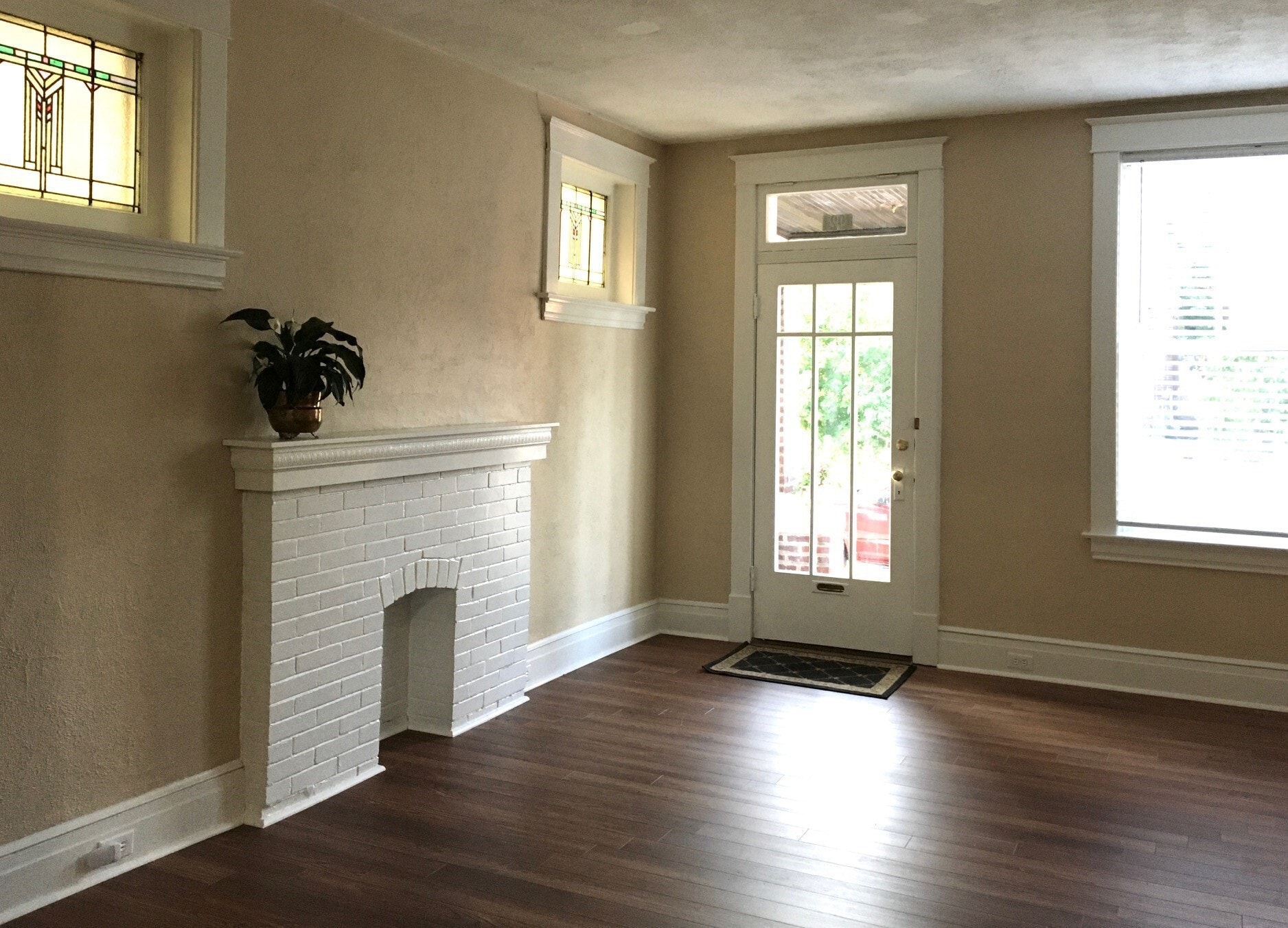 Building Photo - 4924 Itaska St