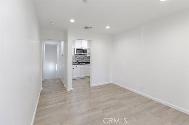 Building Photo - 9965 Glencrest Cir