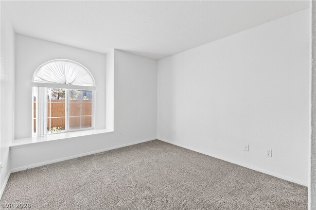 Building Photo - 9325 W Desert Inn Rd