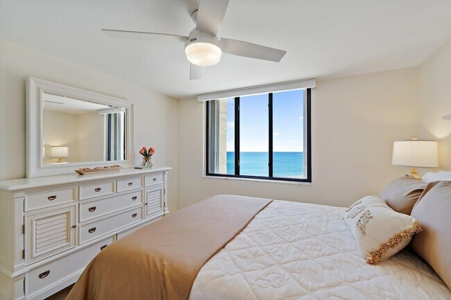 Building Photo - 400 Ocean Trail Way